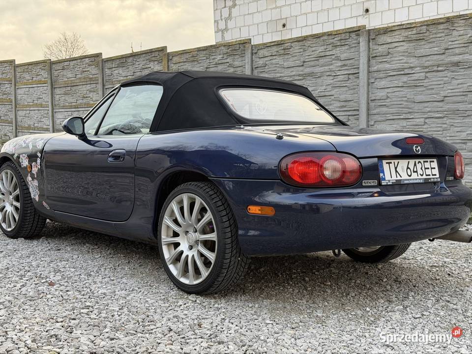 2003 Mazda MX5 NbFL Momocicha