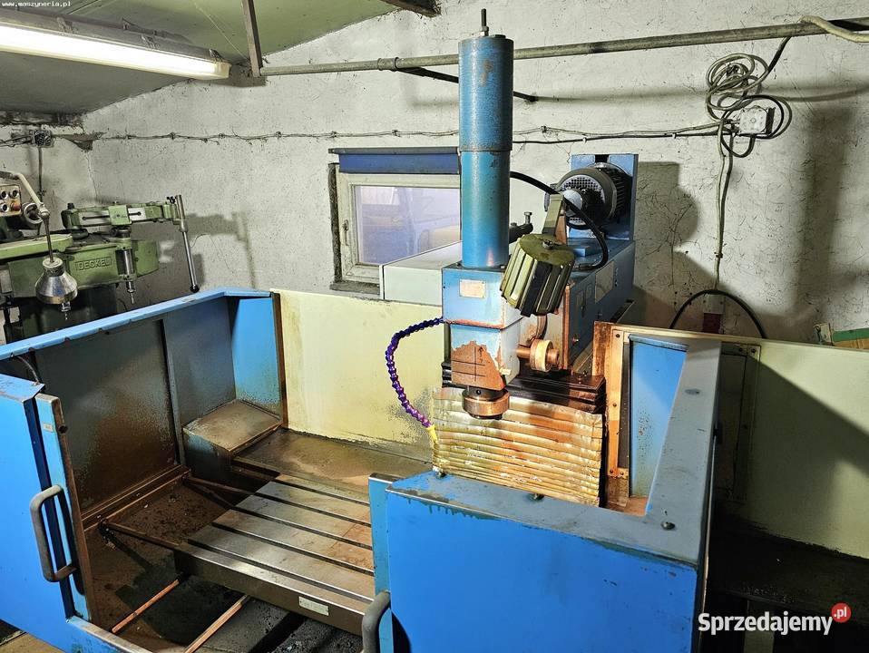 Frezarka łożowa AVIA FNE 40NC Produkcja Jelenia Góra