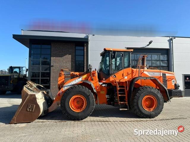 Ladowarka kolowa DOOSAN DL 450 tez Leasing Warszawa