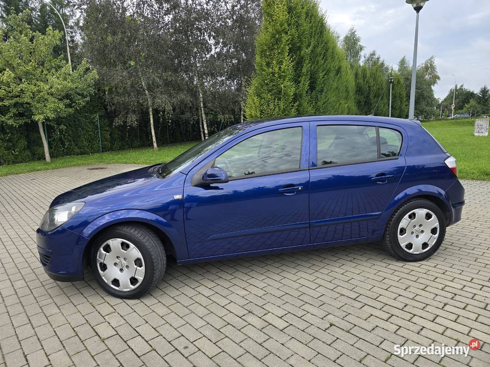 Opel Astra 17 ISUZU klima fajny stanmałe ABS Rzeszów