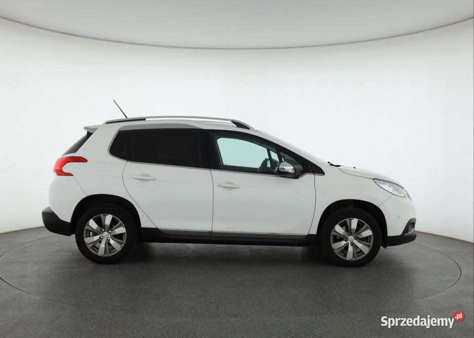 Peugeot 2008 12 PureTech 2008 Piaseczno