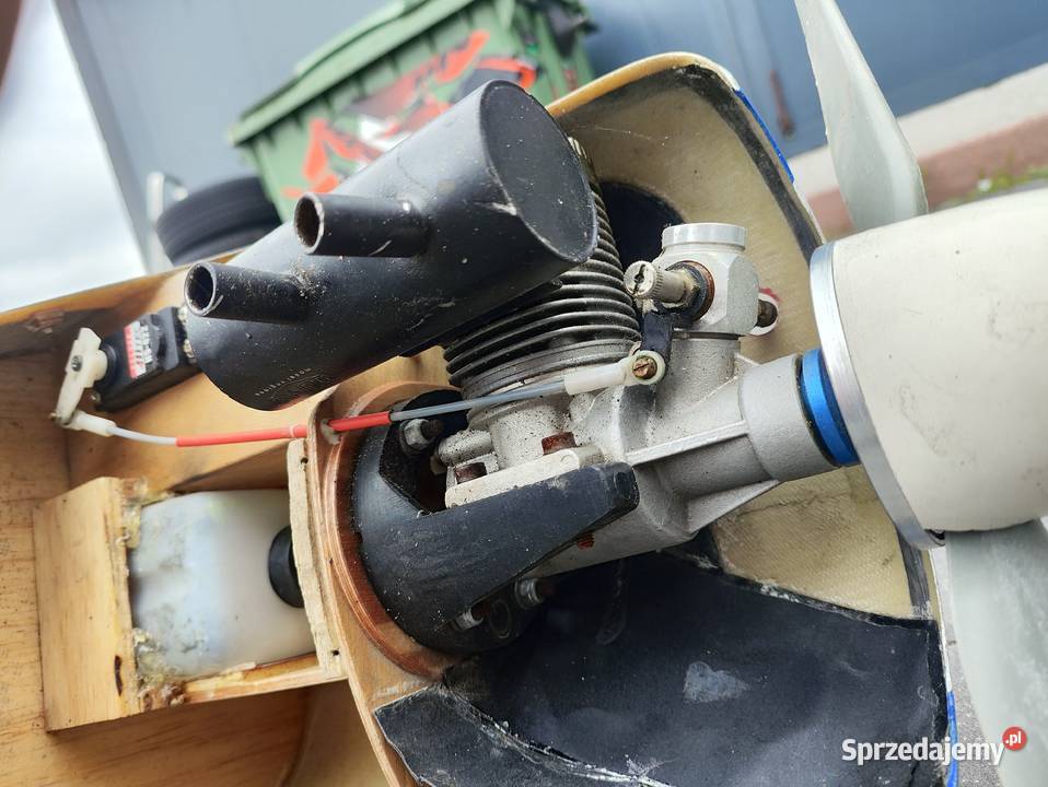 Samolot 300s zdalnie sterowany Spalinowy na Turek