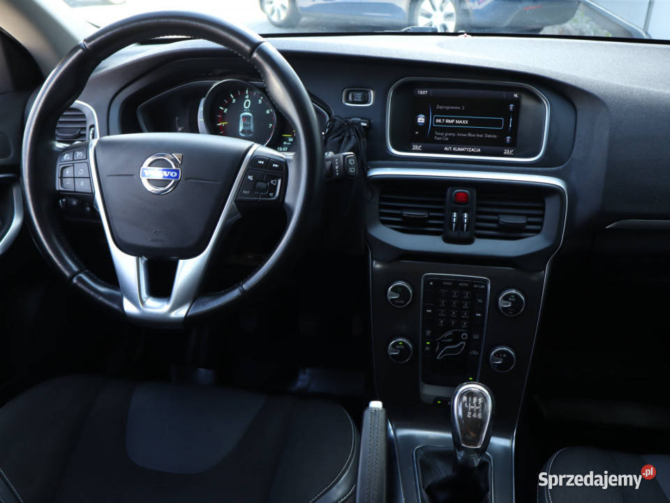 Volvo V40 16 T3 czujnik parkowania Katowice