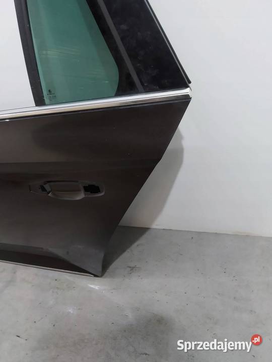 DRZWI LEWE TYŁ KOMBI Skoda Superb III 2015