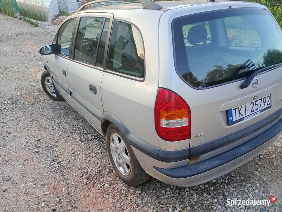 Opel Zafira właściciel 2 nowości bezwypadkowy 1995cm3 Bodzentyn