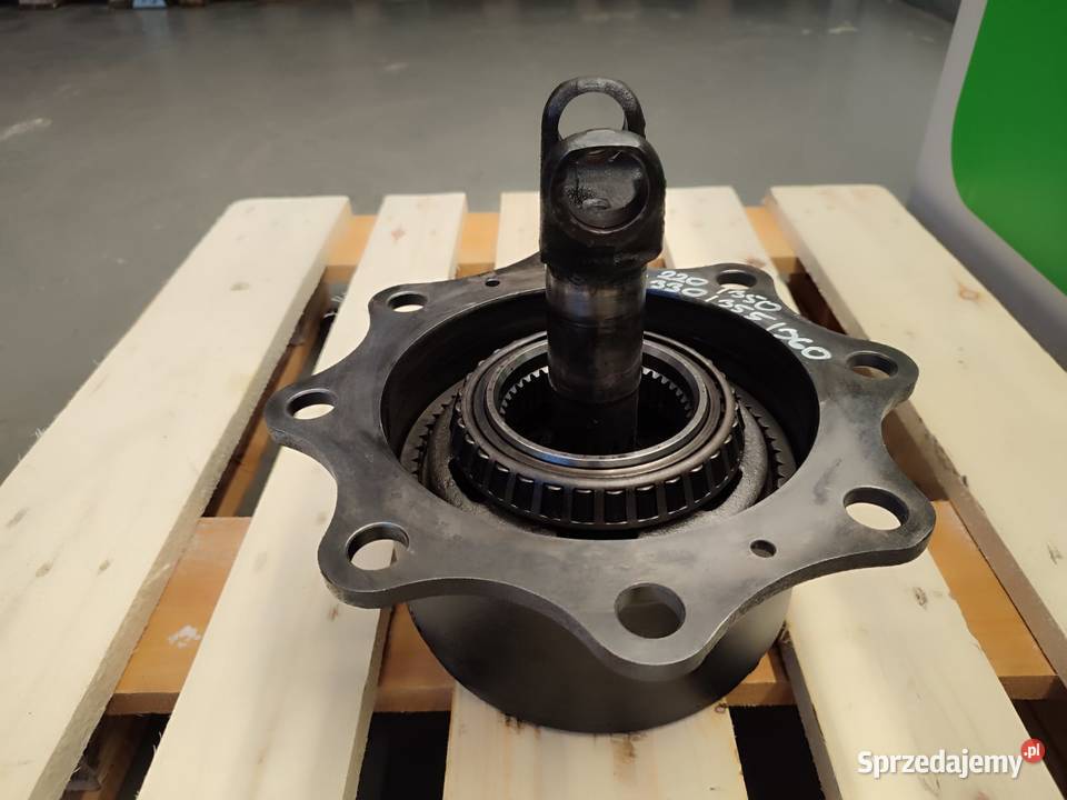 Zwolnica 143584 Carraro 2627M Półoś CAT TH 360 Wilkowo