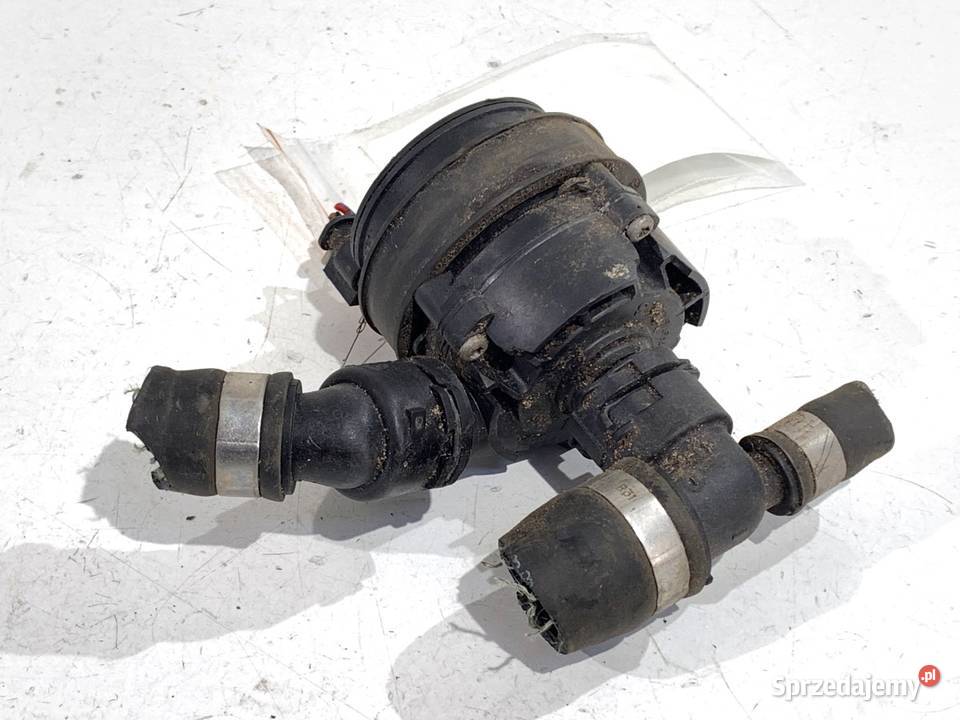 DODATKOWA POMPA WODY MERCEDES CLS A0005000900 30