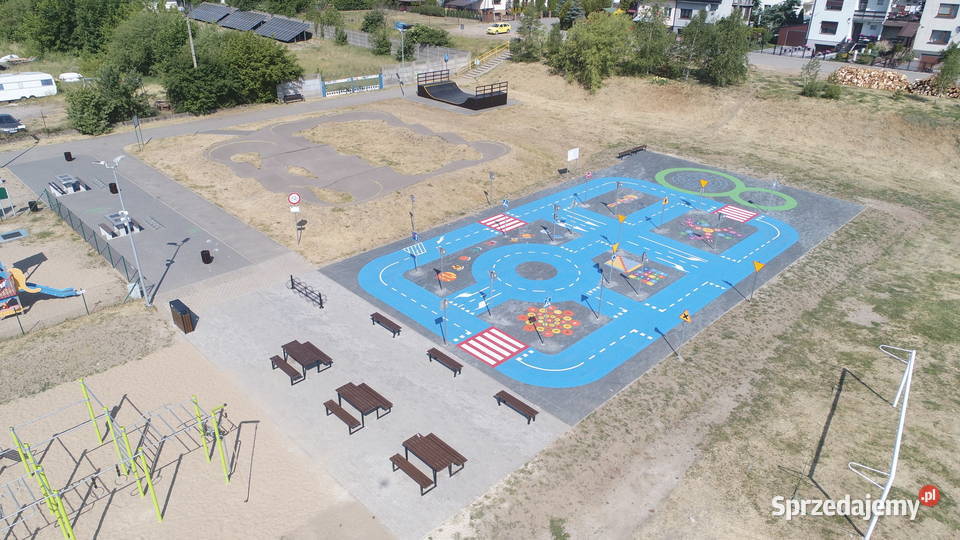 Stacjonarne miasteczko rowerowe BIG1 z zieloną wielkopolskie Poznań