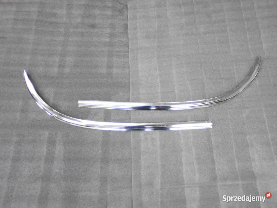 Mercedes W108109 Listwa przedniej szyby dolna Bukownica
