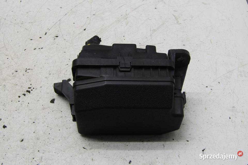 SKRZYNKA BEZPIECZNIKÓW 20 DOHC MITSUBISHI lubelskie