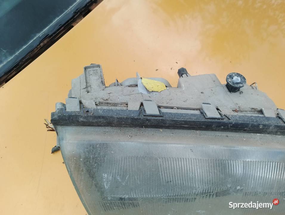 Mercedes 190 lampa prawy przód Krasnystaw sprzedam