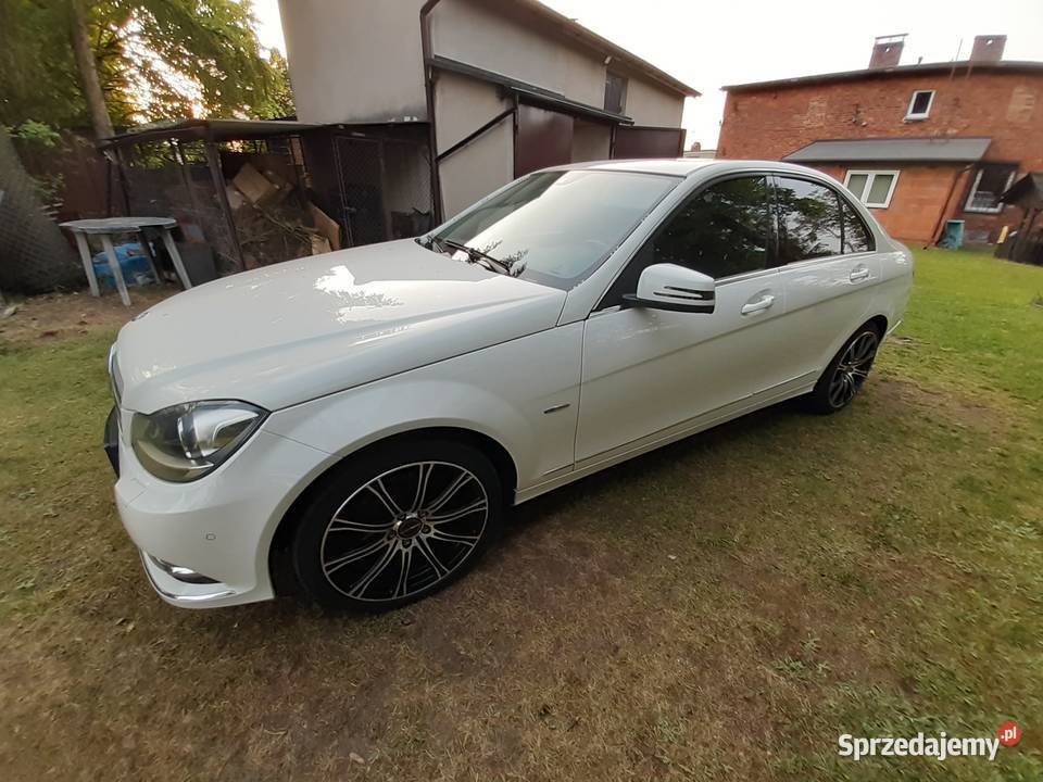 Mercedes c klasa w204 200c stan bez wypadkowe Samochody osobowe Katowice sprzedam