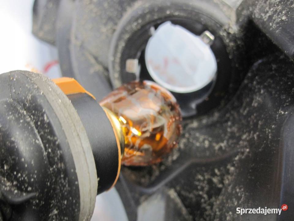 CITROEN C3 lampa lewa przód 9677038280 ANGLIK świętokrzyskie Kielce