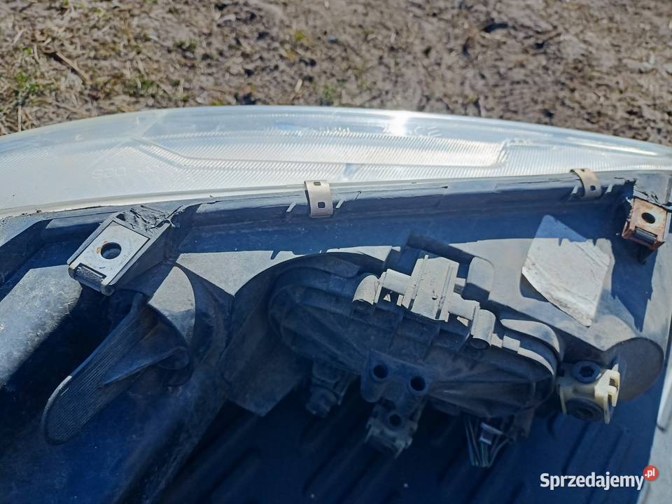 Lampa przednia przód mazda 6 Xenon EU osobowe Szczecin sprzedam