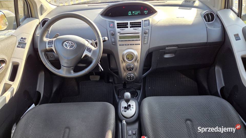 Toyota Yaris Automat Polski Salon pomorskie Gdańsk