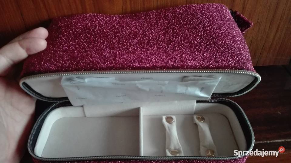 Mała saszetka czerwona Dla kobiet Torby i torebki mazowieckie Warszawa