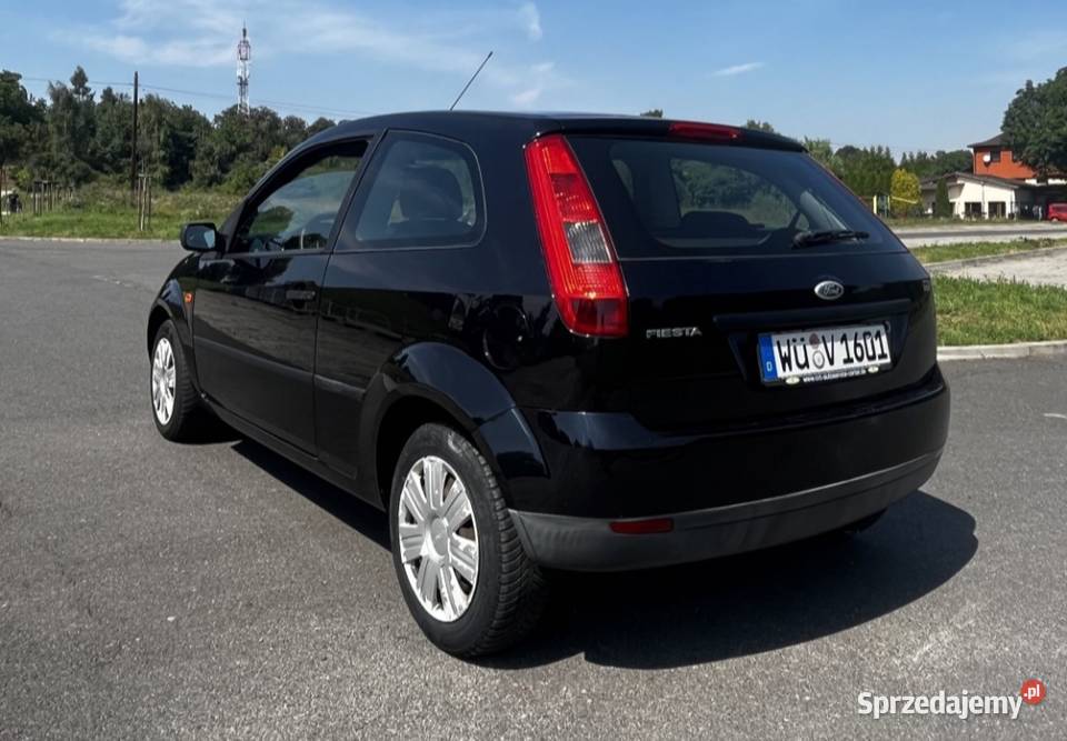Ford Fiesta 0205 lampa tylna prawa lewa 3d Chełmno