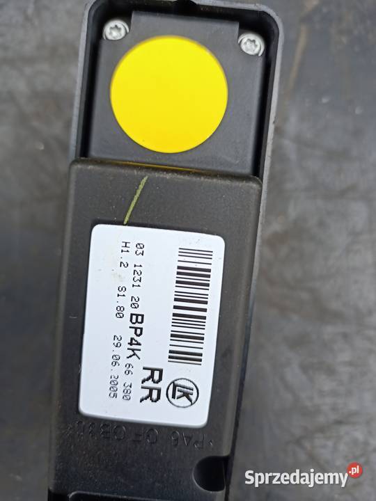 Przycisk otwierania szyby prawy tył tylny Mazda osobowe Szczecin