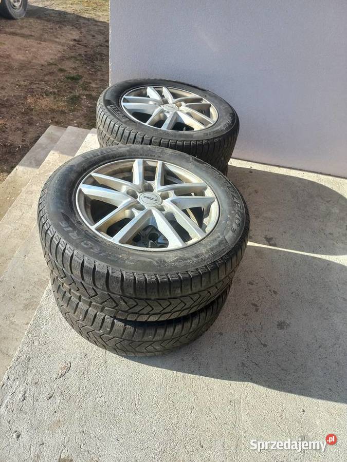 Felgi plus opony 16 Łomża sprzedam