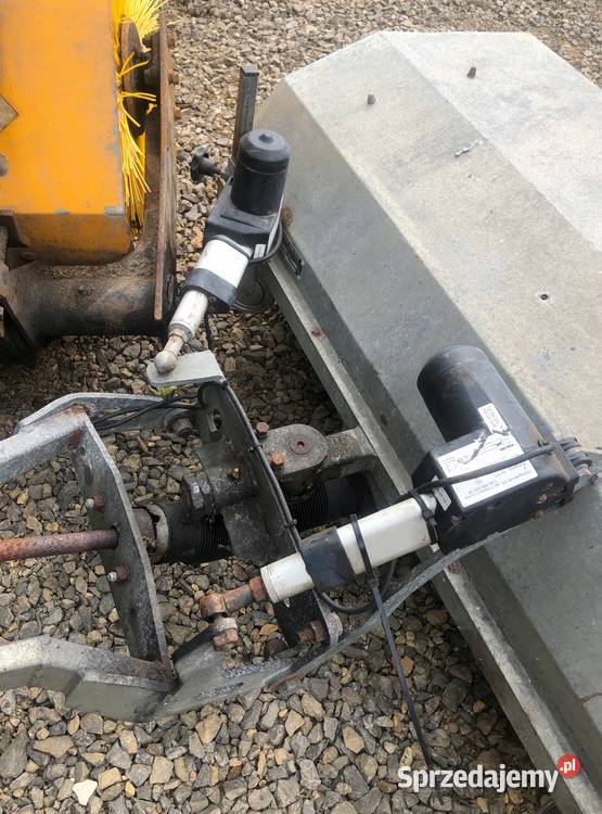 Zamiatarka Husqvarna Rider pf 21 Kłobuck