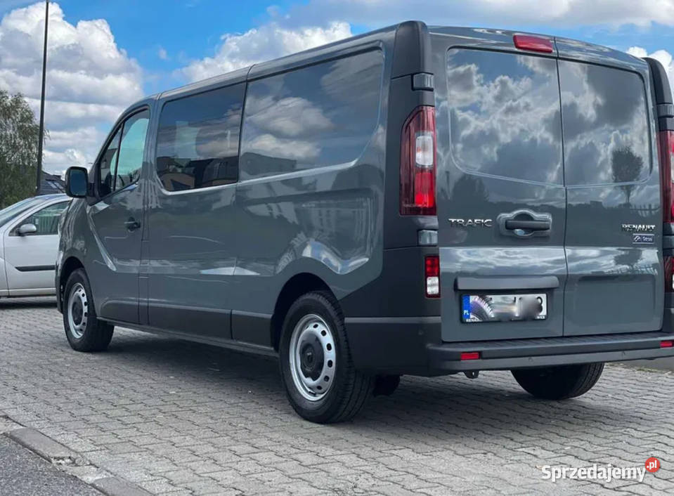 Renault Trafic Brygadówka 6os wynajem Wynajem pojazdów Gliwice