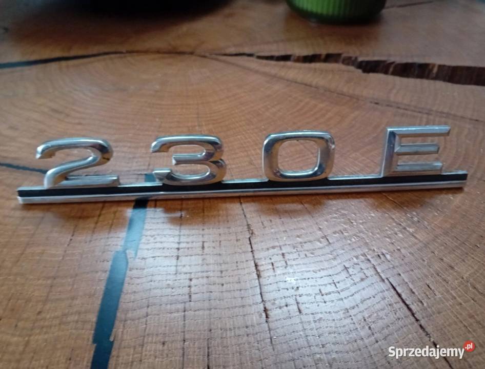 Emblemat znaczek W123 230Etylnia klapaOkazja Poznań