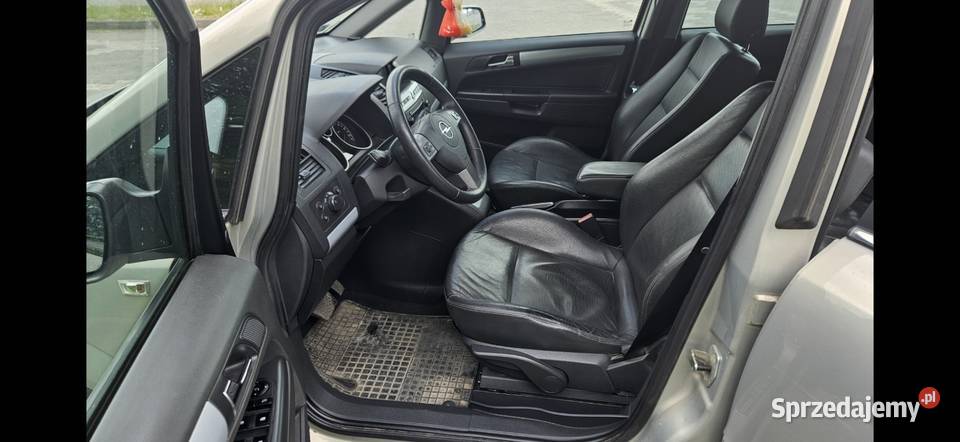 Zafira b Cosmo 19cdti automat wielofunkcyjna kierownica Poznań sprzedam