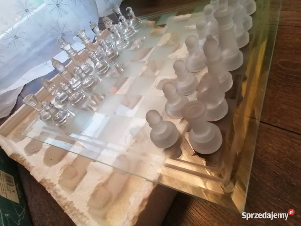 Szachy szklane maxim Glass chess set Wrocław
