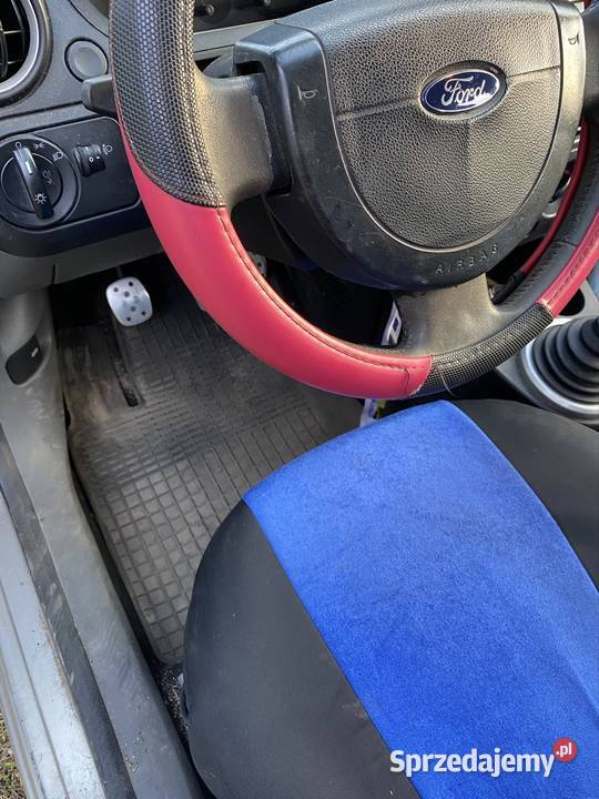 Ford Fiesta beżowy Kobyla Góra