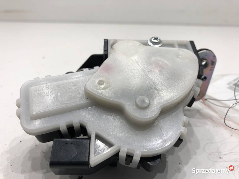 ZAMEK KLAPY TYŁ MAZDA CX5 Hatchback C6728 1117 Zamki, wkładki i kluczyki