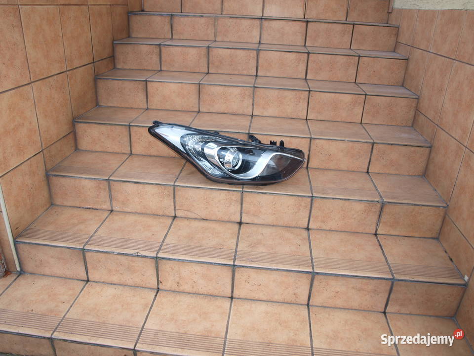 Hyundai i30 i 30 lampa prawa przód 11 pinów 2012 Części samochodowe Kalisz