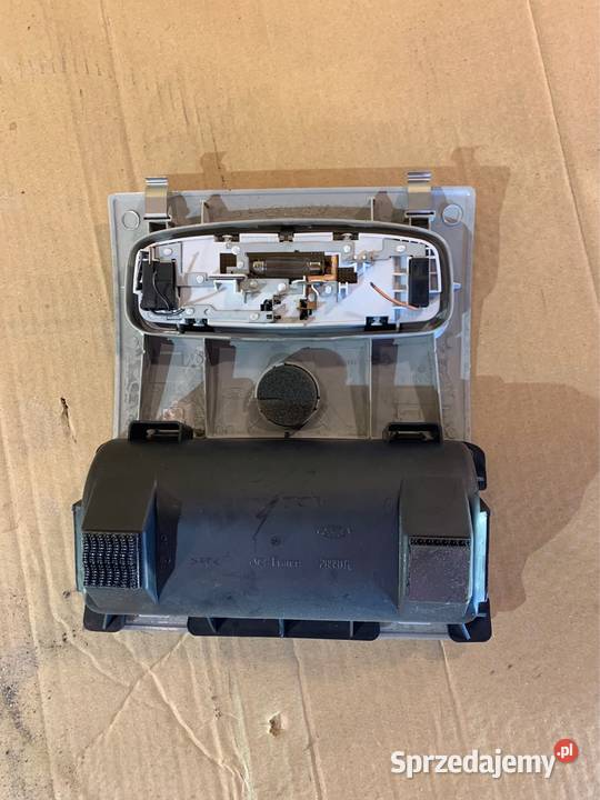 Lampa lampka podsufitki Ford mondeo MK3 lift Szczecin