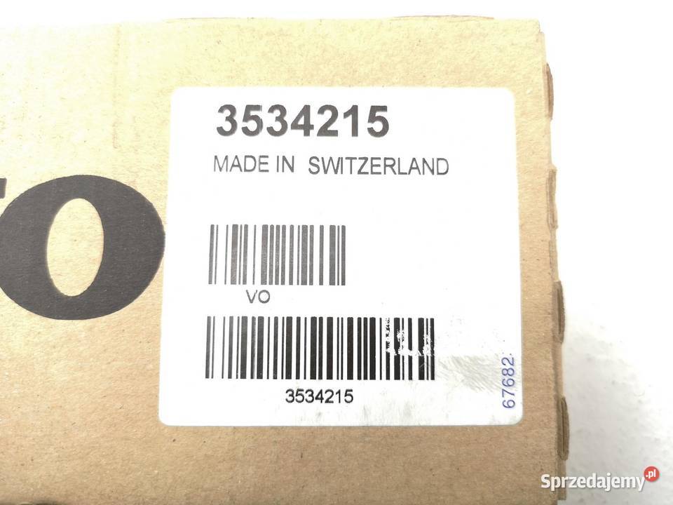 LISTWA BŁOTNIKA PRAWY PRZÓD VOLVO 740 19881990