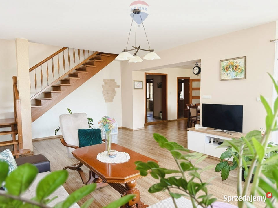 Komfortowy dom do zamieszkania w Czarkowie Sprzedaż śląskie Czarków