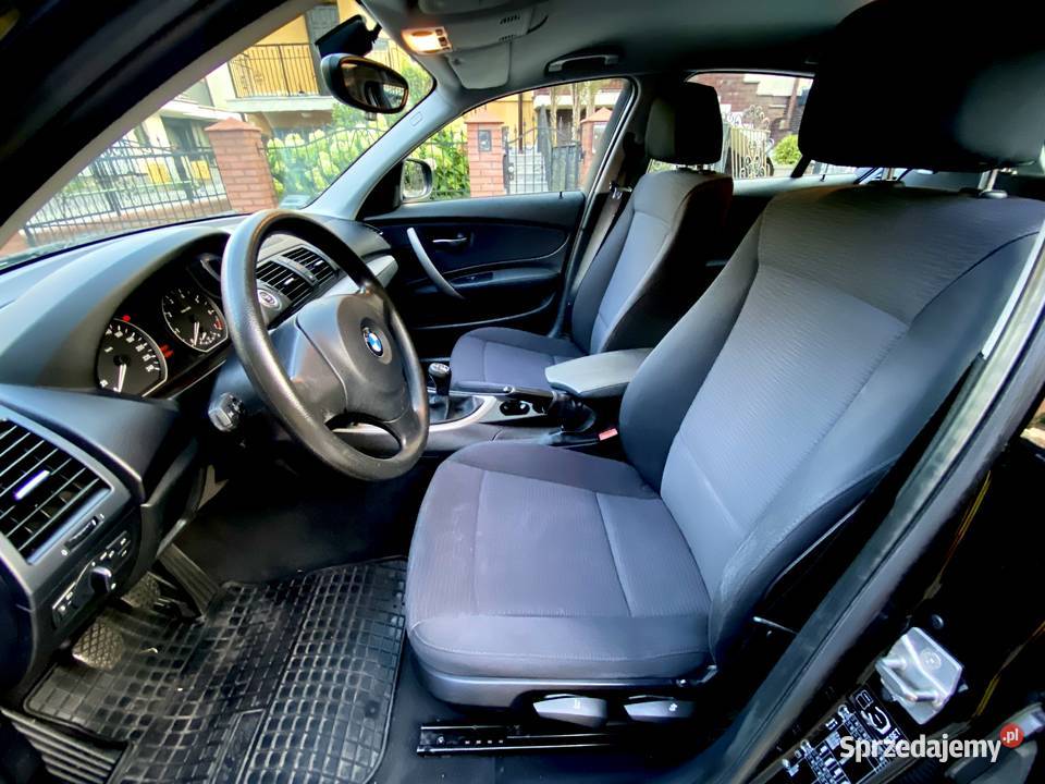 BMW 1 benzyna 20 stan Garażowany