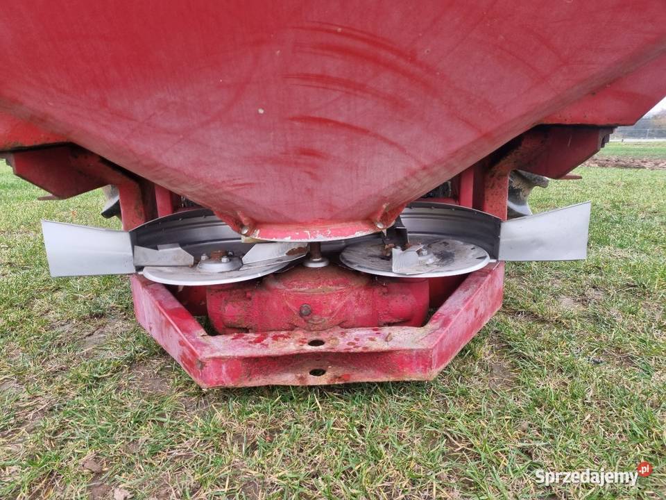 Rozsiewacz nawozu RAUCH ZSB 900 Jarosław