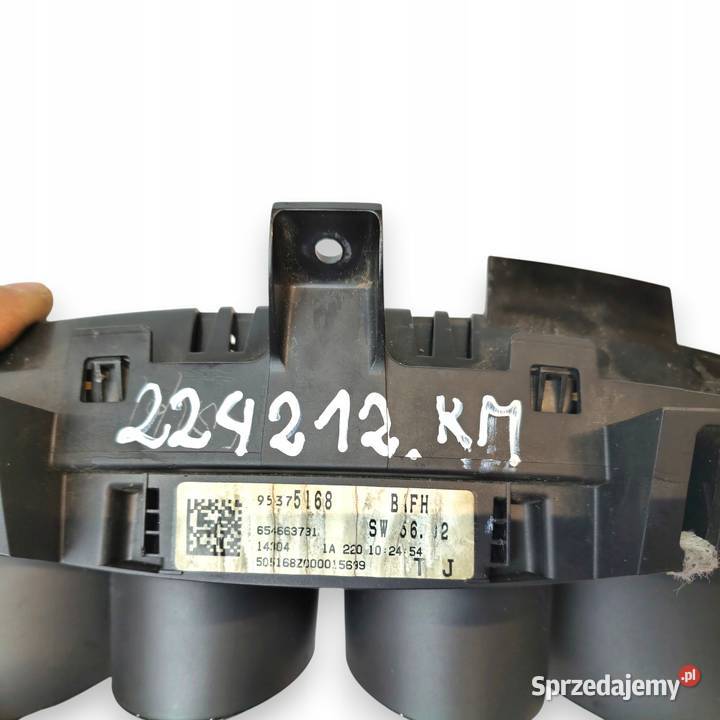 LICZNIK ZEGARY 654663731 Opel Mokka 14 T 16 16V
