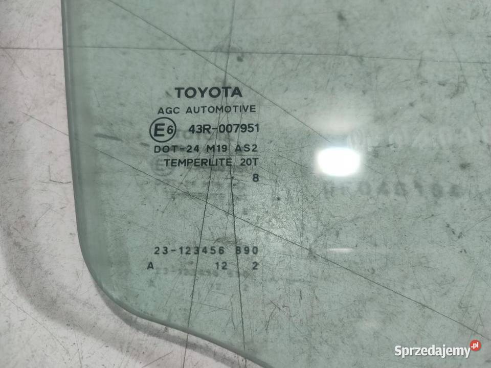 SZYBA DRZWI PRAWY PRZÓD TOYOTA AURIS 08R Boczne (drzwi) wielkopolskie