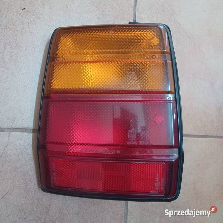 Toyota Corona AT151 lampa tyl prawa lewa osobowe Rakoniewice