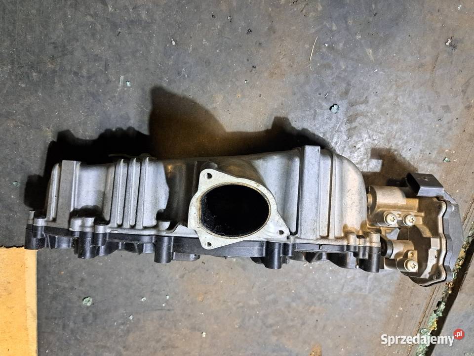 Kolektor ssacy audi a4 20tdi 03L129711E osobowe Kolektory ssące