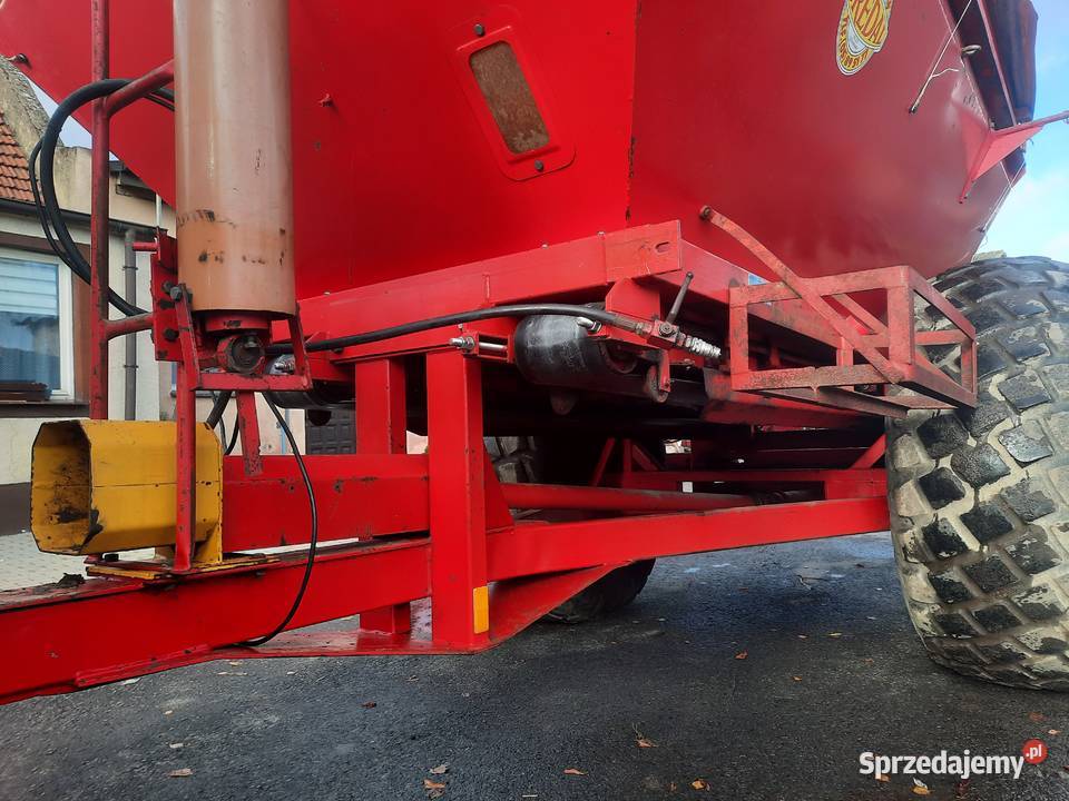 Rozsiewacz Bredal 6 ton nieuszkodzony Września