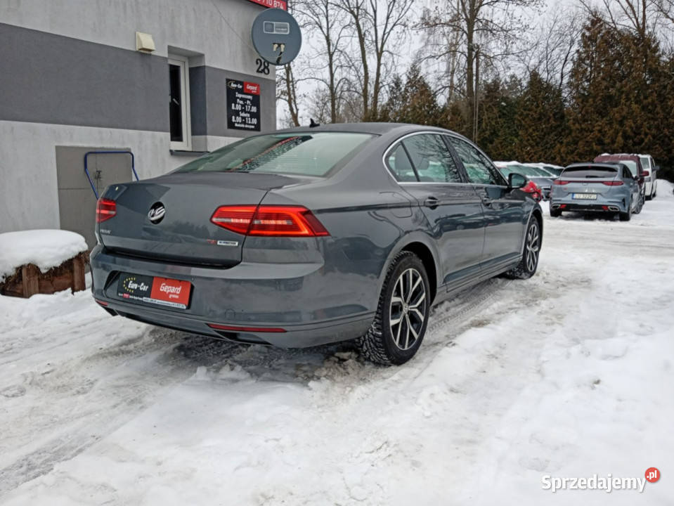 Volkswagen Passat B8 20142023 czujnik parkowania