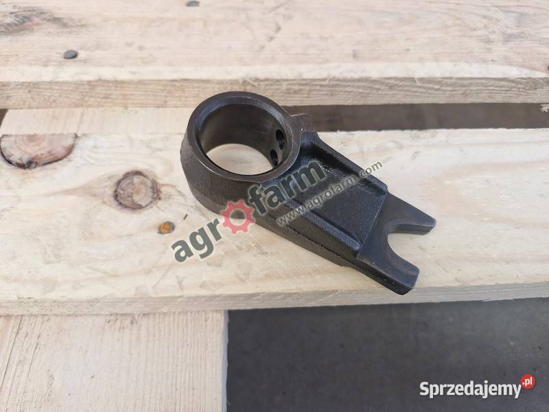 Wodzik skrzyni biegów Massey Ferguson 3635 8110 Skrzynia biegów Byków sprzedam