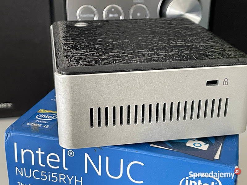 Intel NUC czarny I5500GB4GB nuc5i5ryh sprzedam