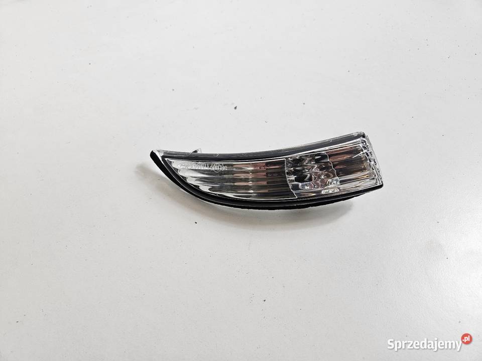 FORD FIESTA MK7 KIERUNKOWSKAZ LUSTERKA PRAWY osobowe Międzychód sprzedam
