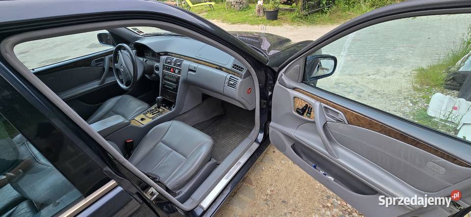 Mercedes w210 43 v8 4matic 1999r