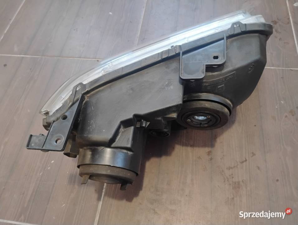 Reflektor lewy Suzuki Grand Vitara Chełm