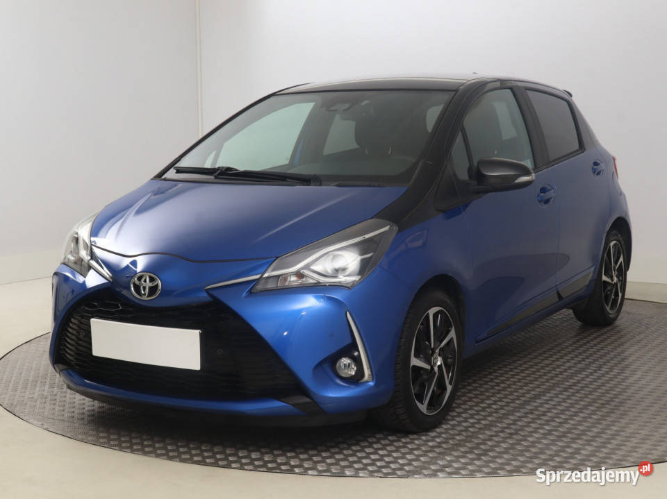 Toyota Yaris 15 Dual VVTi Rok produkcji 2018 Bielany Wrocławskie