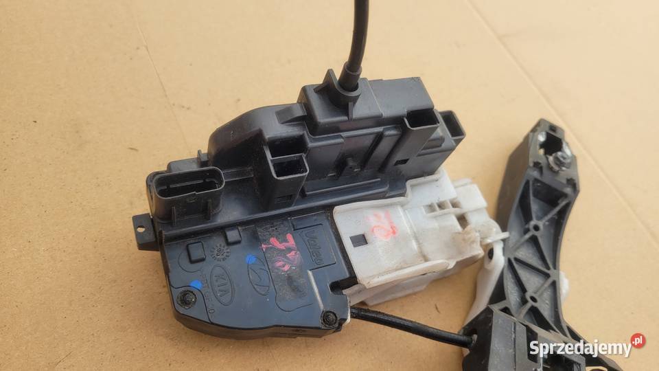 KIA CEED I ZAMEK DRZWI LEWY PRZÓD 78 Ruda Śląska