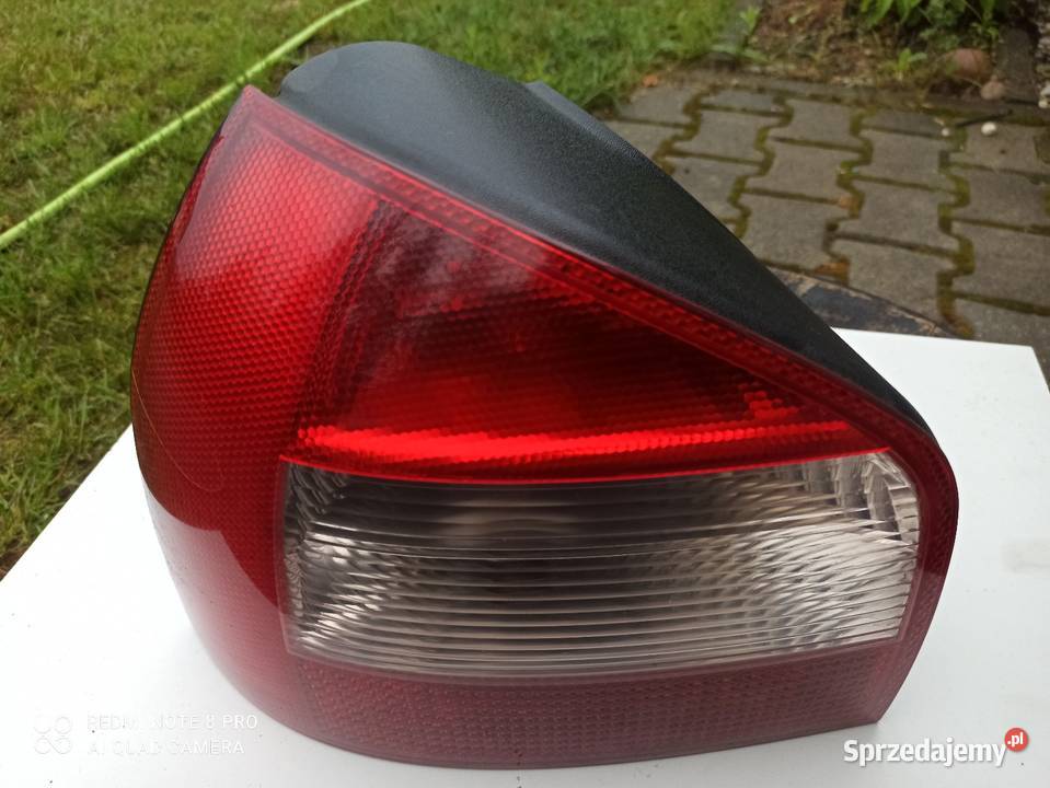 Audi A3 lampa lewa tylna lift sprzedam
